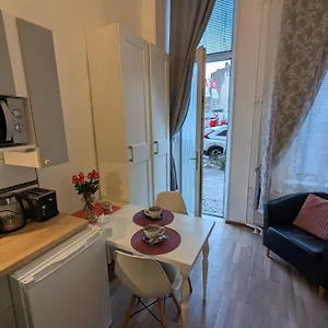 Apartment K&s, Berlin